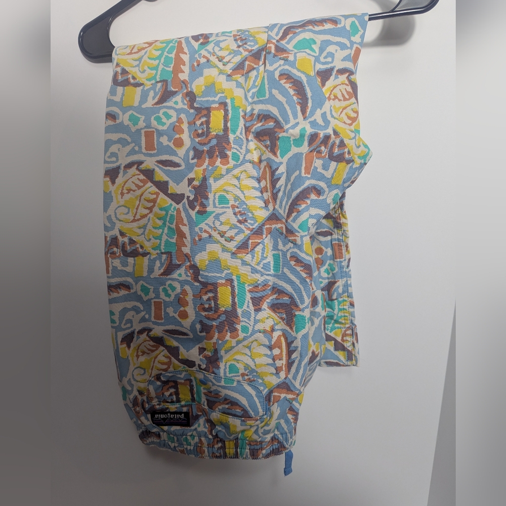 NWT Patagonia Women's Size XL Multicolor Print Back Pocket Drawstring Pants